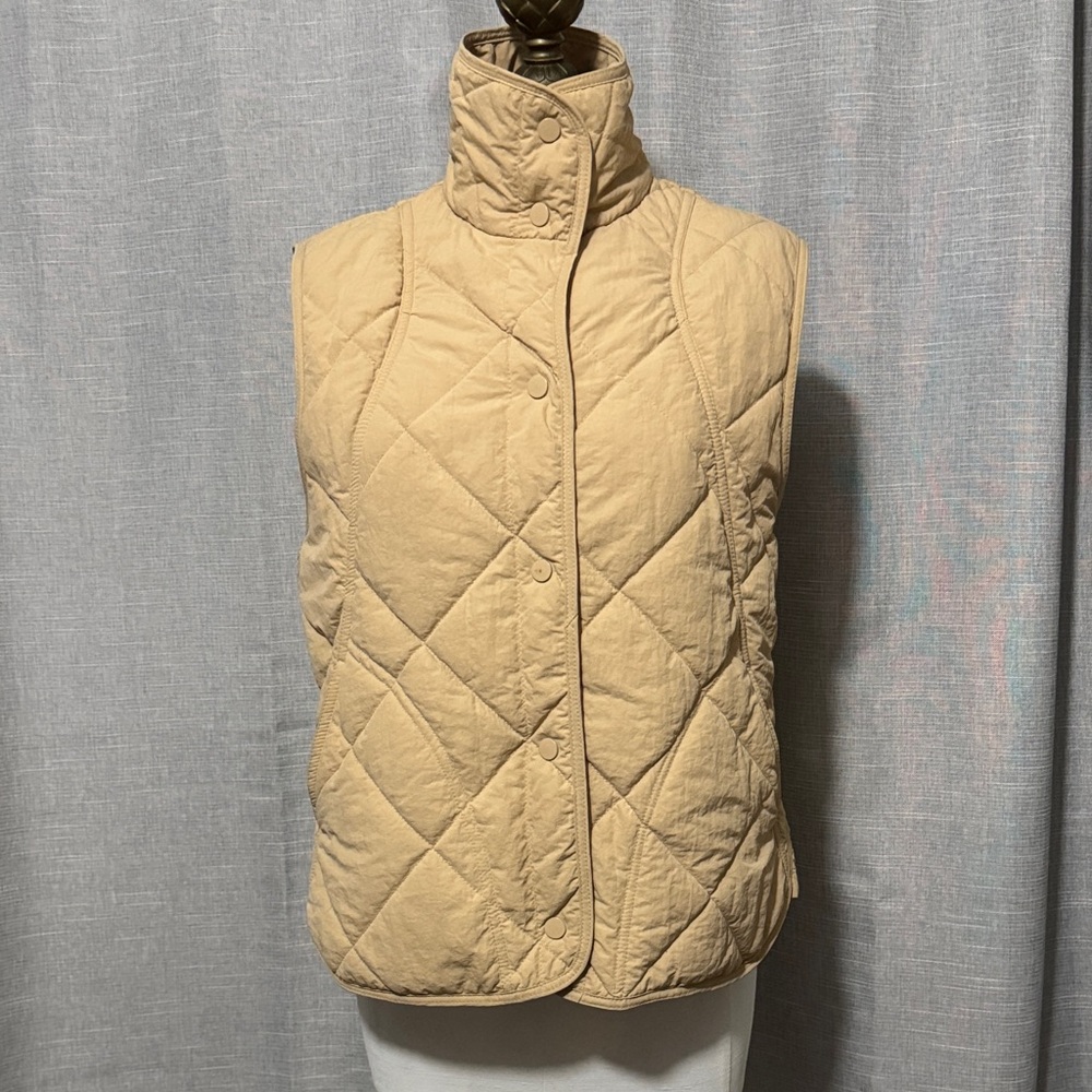 Wmns Lightweight Quilted Puffer Vest-Snap Up Front-Sz M-Sand Color-Pockets-GUC
